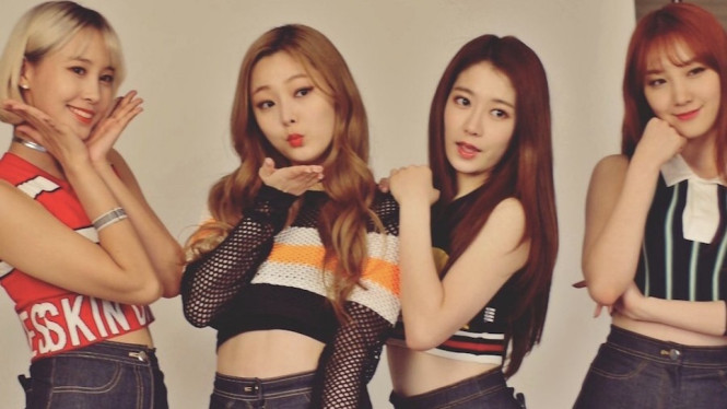 Eunwoo, Roa, Yunha, Rena Eks PRISTIN