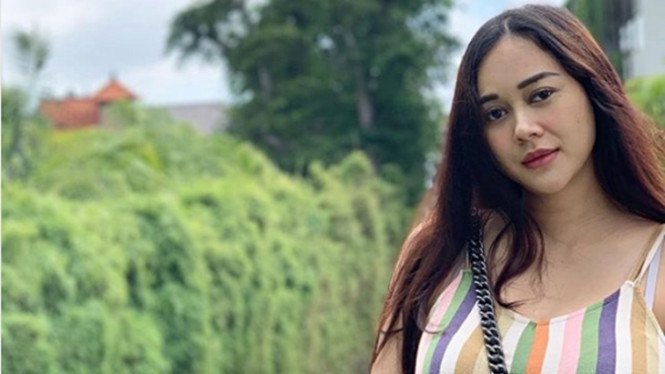 Instagram/@aurakasih