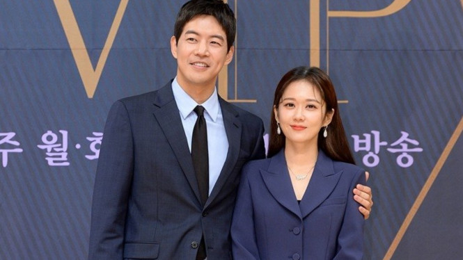 Lee Sang Yoon dan Jang Na Ra