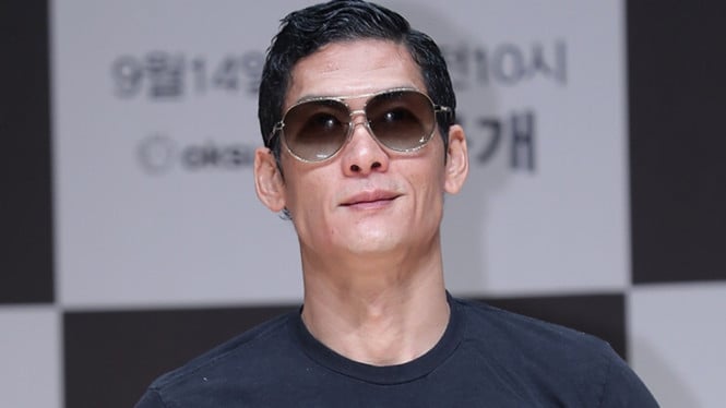 Park Hoon Hyung / Joon Park