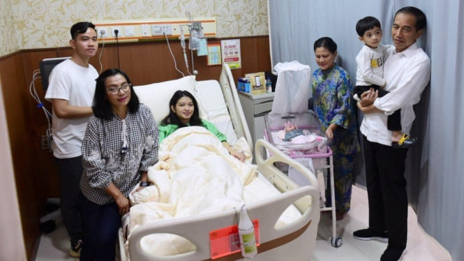 Gibran Rakabuming Raka, Jokowi, Selvi Ananda