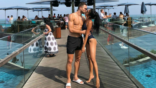 Spasojevic dan istri, Lehly Spaso