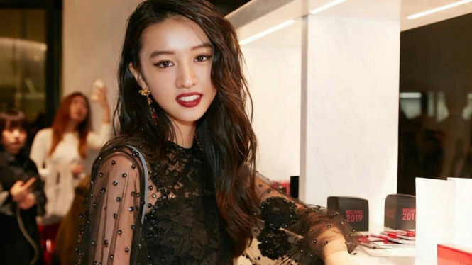 Kris Wu and Japanese Model, Koki, Have Dinner Together