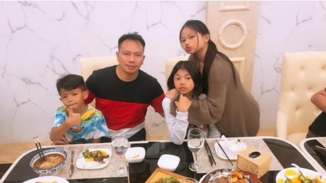 Instagram/@vickyprasetyo777