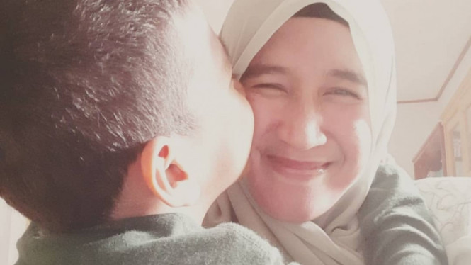 Mantan istri Ustaz Abdul Somad