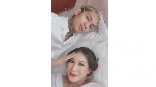 Eriska Nakesya dan Young Lex