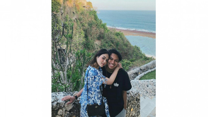 Gaga Muhammad - Laura