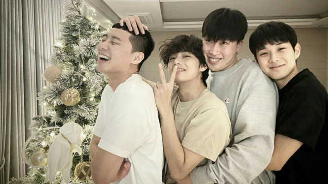 V BTS - Park Seo Joon