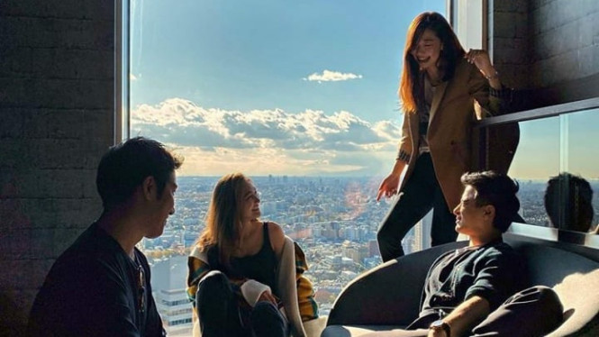 Luna Maya dan Ryochin