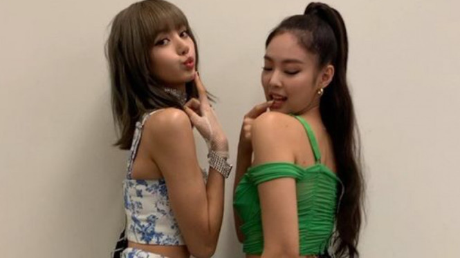 Lisa dan Jennie Blackpink