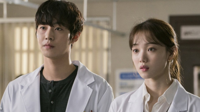 Lee Sung Kyung dan Ahn Hyo Seop