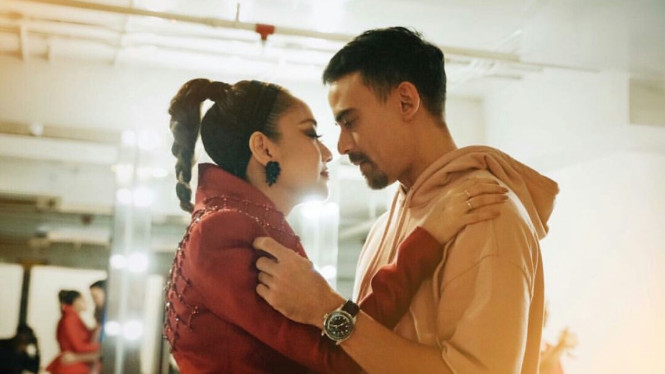 Ashraf Sinclair suami BCL meninggal