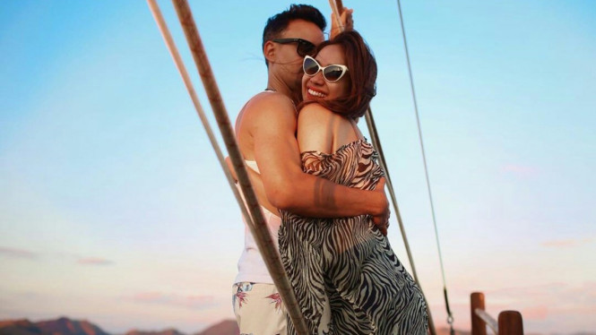 Ashraf Sinclair suami BCL meninggal