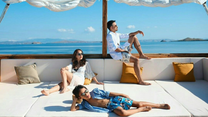 Ashraf Sinclair - Noah Sinclair