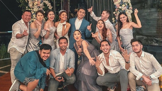 Gerald Yohanes dan Metzy Mez