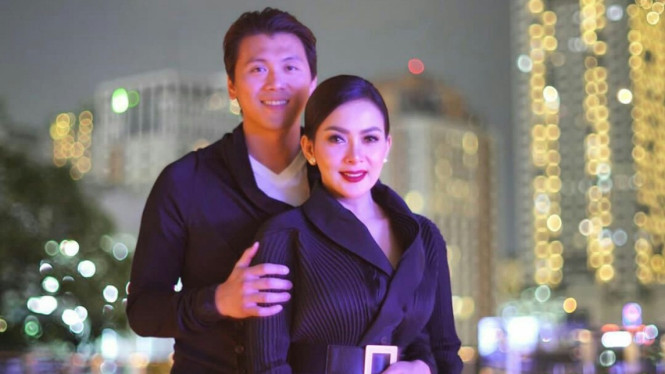 Reino Barack dan Syahrini