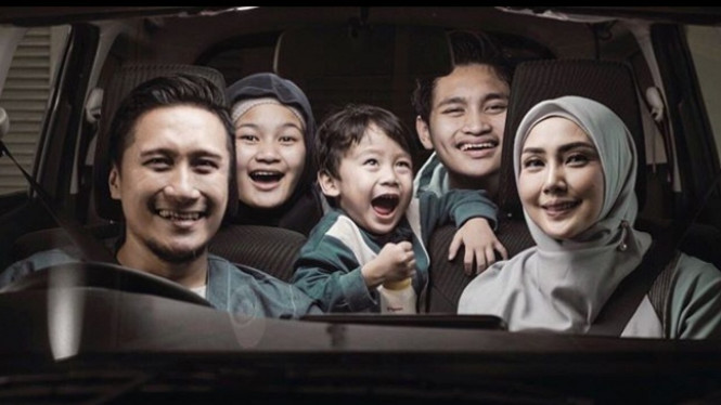 Fenita dan Arie Untung