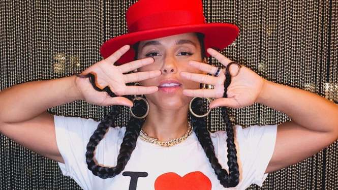 Instagram/@aliciakeys