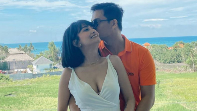 Vanessa Angel dan Bibi Ardiansyah