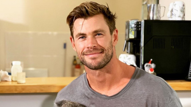 Instagram/@chrishemsworth