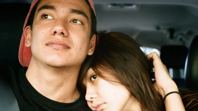 adipati dolken dan vanesha prescilla