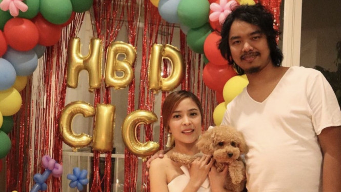 Dodit Mulyanto dan Angela Ci