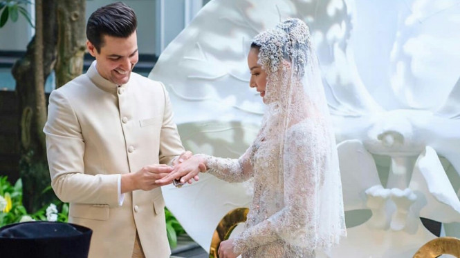 Fitria Yusuf menikah