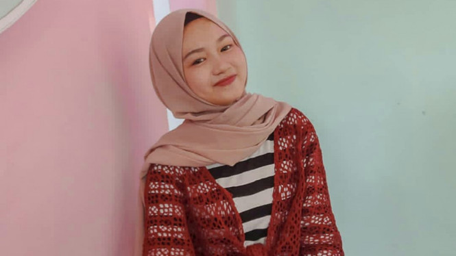 Mita model lagu Kekeyi