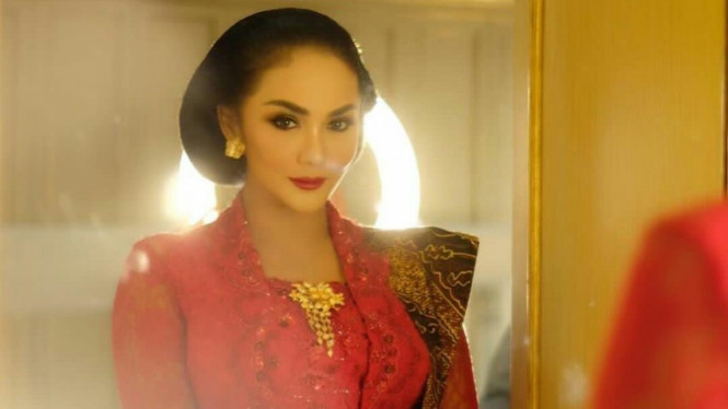 Instagram/@krisdayantilemos