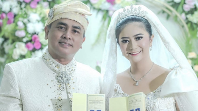 qory sandioriva dan suami