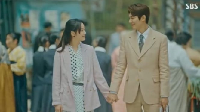 The King: Eternal Monarch Episode 16