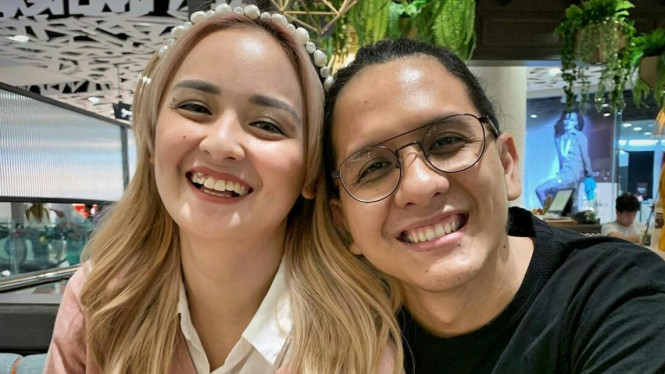 Joanne alexandra dan raditya oloan