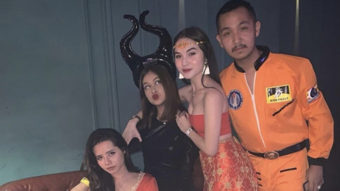 Instagram/@elinaaaaajoerg