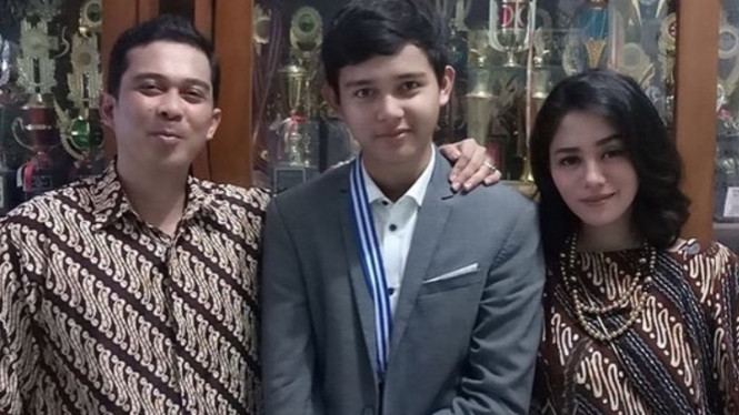 Instagram/@titan_attariq