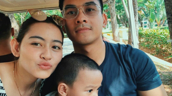 Instagram/@laura_theux