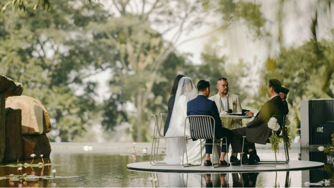 Instagram/@tarabasro