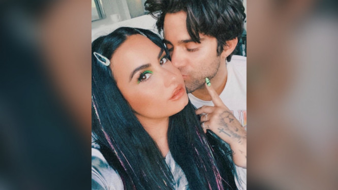 Instagram/@demilovato