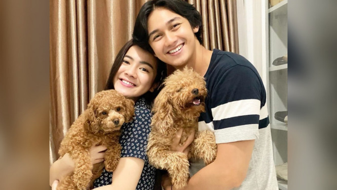 instagram/@felicyangelista_