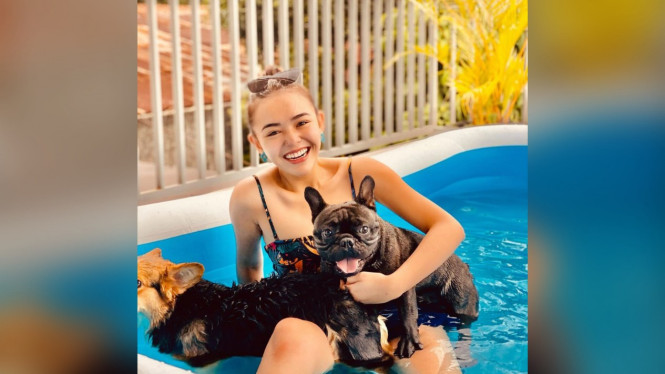 instagram/@amandamanopo