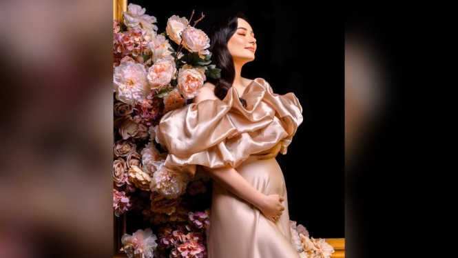 Instagram/@asmirandah89