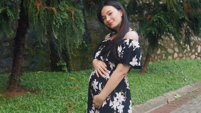 Instagram/@asmirandah89