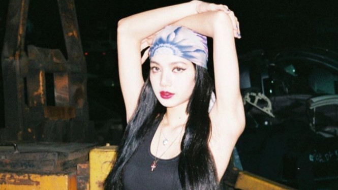 @lalalisa_m/Instagram