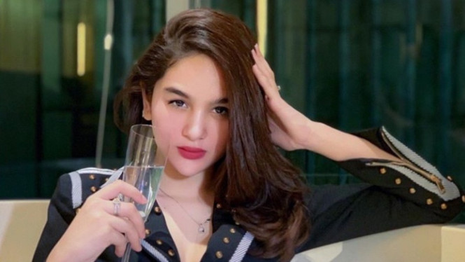 Instagram/@hanaaaast