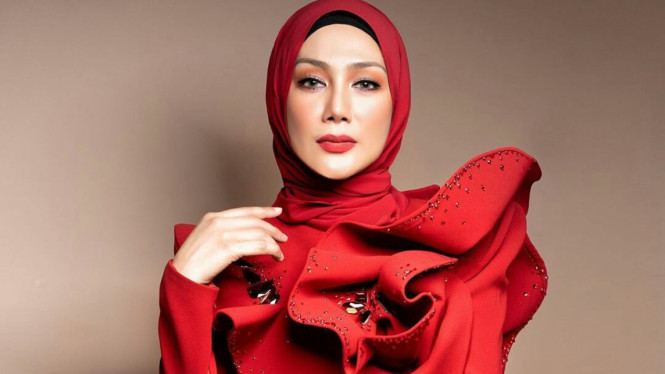 Instagram/@errafazira