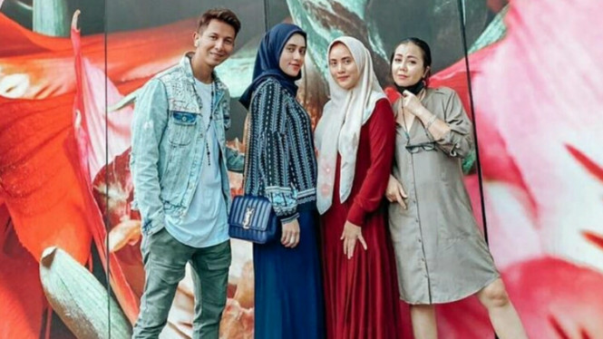 Instagram/@elmatheana