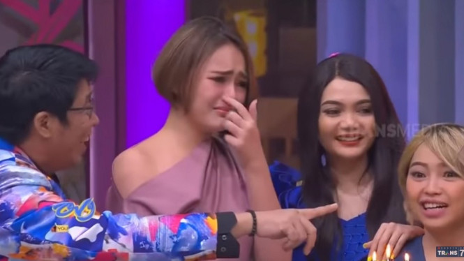 YouTube Trans7 Official