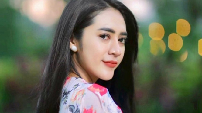 Instagram/@vernitasyabilla