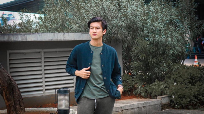 Instagram/@anzadelio