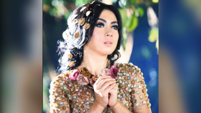 Instagram/@princessyahrini