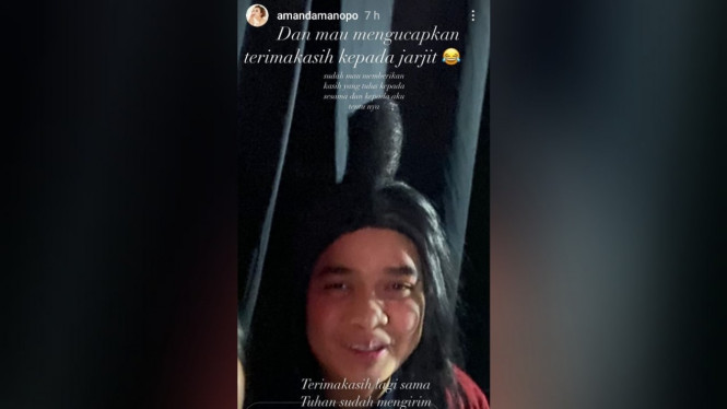 Instagram/amandamanopo